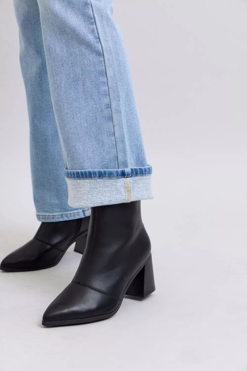 26531e019f7043bb90f688ed204b9808-Max-Origin